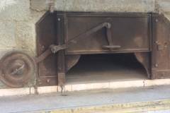 Chantier-@-Fixation-de-la-porte-fournie-par-le-client